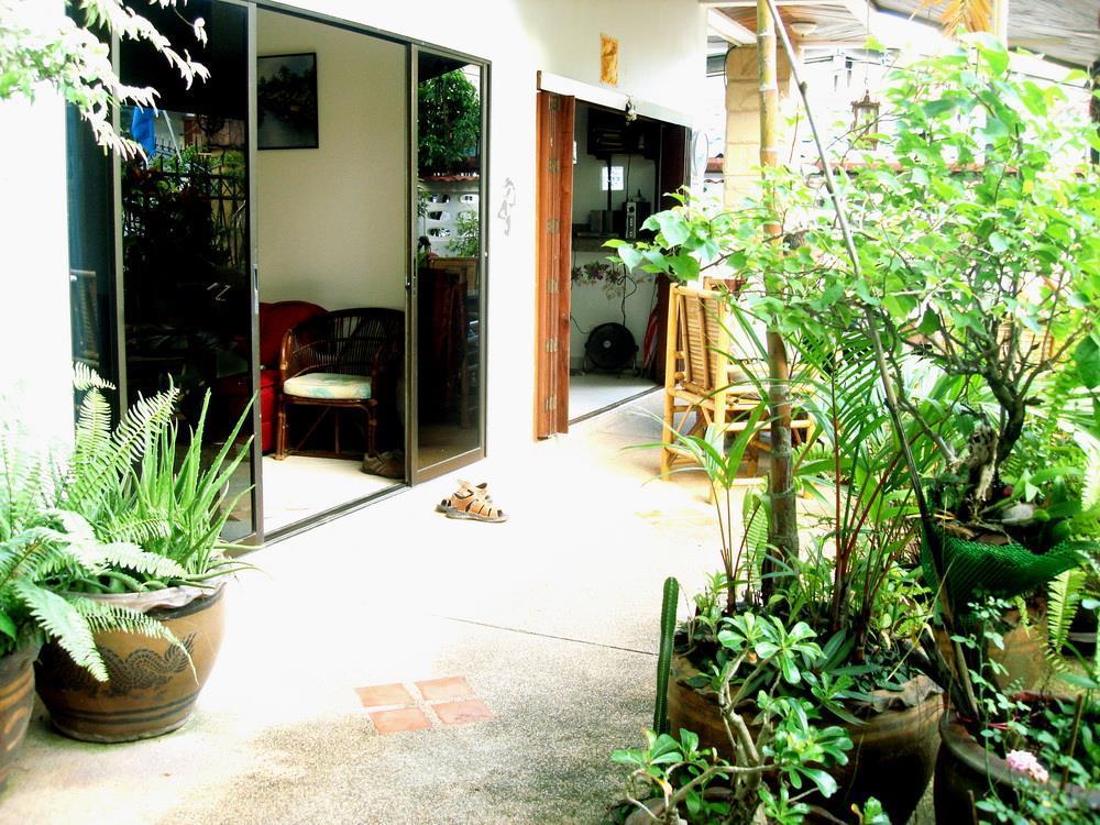 Waree'S Guesthouse Phuket Exterior foto